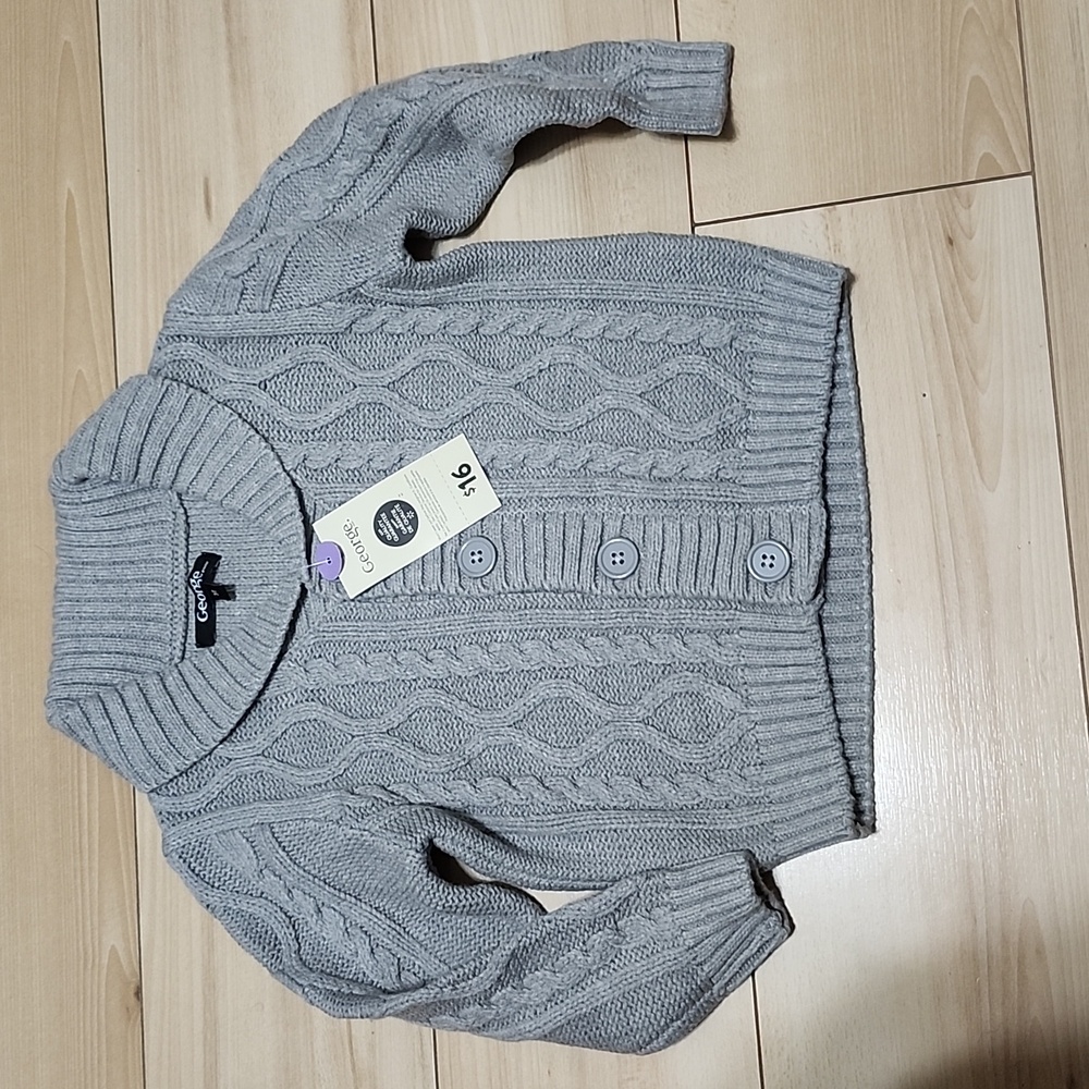 George sweater